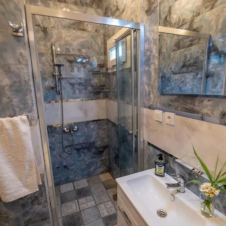 Breathtaking Duplex Close To Inlice With Private Pool And Backyard In Fethiye Villa Göcek