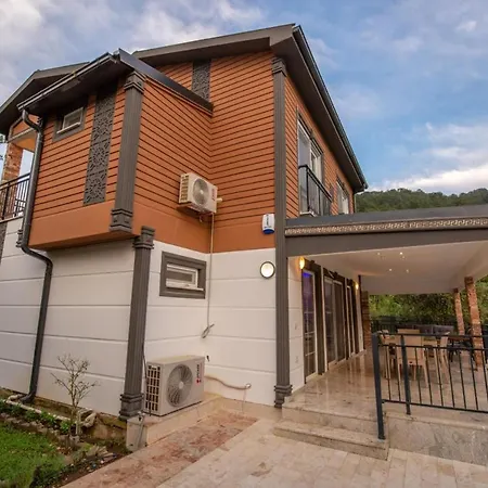 Breathtaking Duplex Close To Inlice With Private Pool And Backyard In Fethiye Villa Göcek