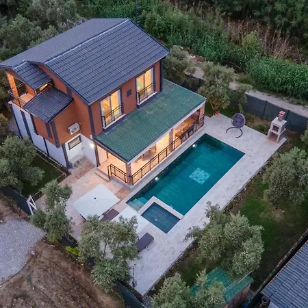וילה Breathtaking Duplex Close To Inlice With Private Pool And Backyard In Fethiye *